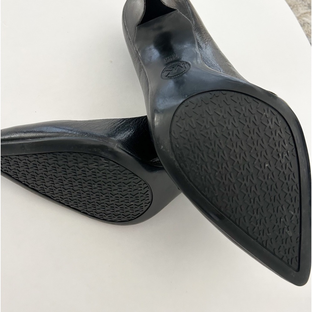 MICHAEL KORS Black leather Pumps Pointed Toe Size 7.5 Career Office - Picture 11 of 11